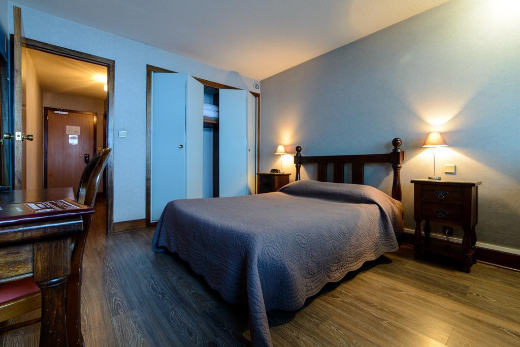 Chambre Double ou Lits Jumeaux - Vue sur Montagnes